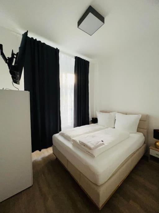 2 Am Ufer Mit Boxspringbetten Berlin