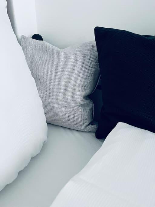 2 Am Ufer Mit Boxspringbetten Berlijn